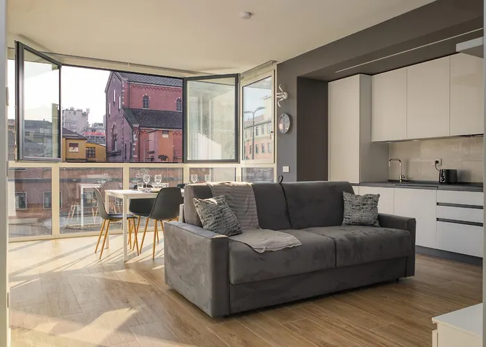 Suites In Financial District